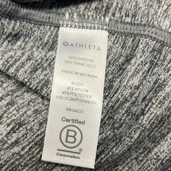 Athleta Heather Gray Capped Sleeve 1/2 Zip Pullover Shirt with Pleating- Medoum - Picture 13 of 14